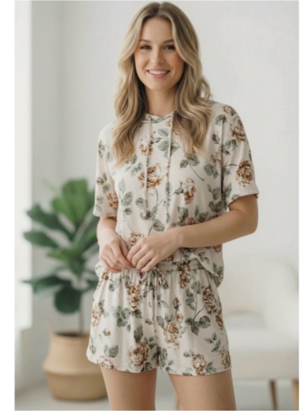 Floral Short Sleeve Hoodie and Shorts Set - Cream with Sage & Tan Roses